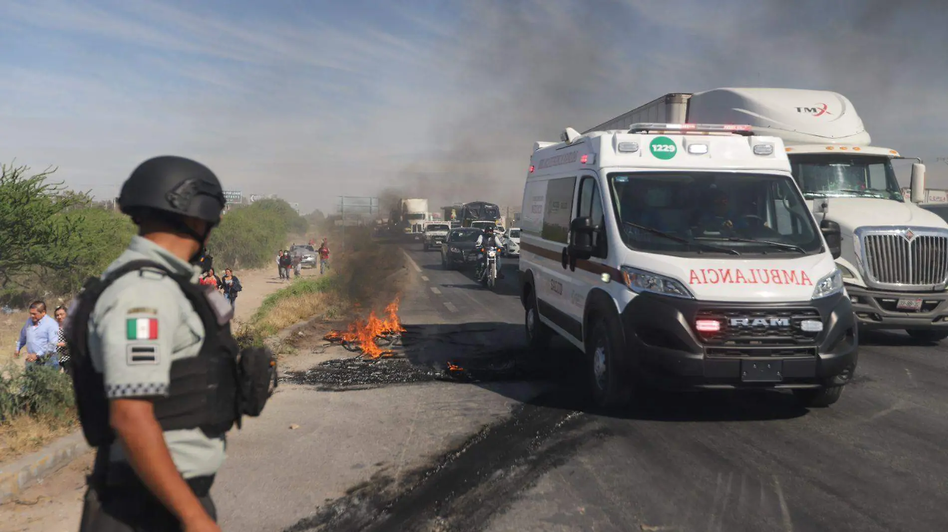 familiares de internos en penal de La Pila (3)